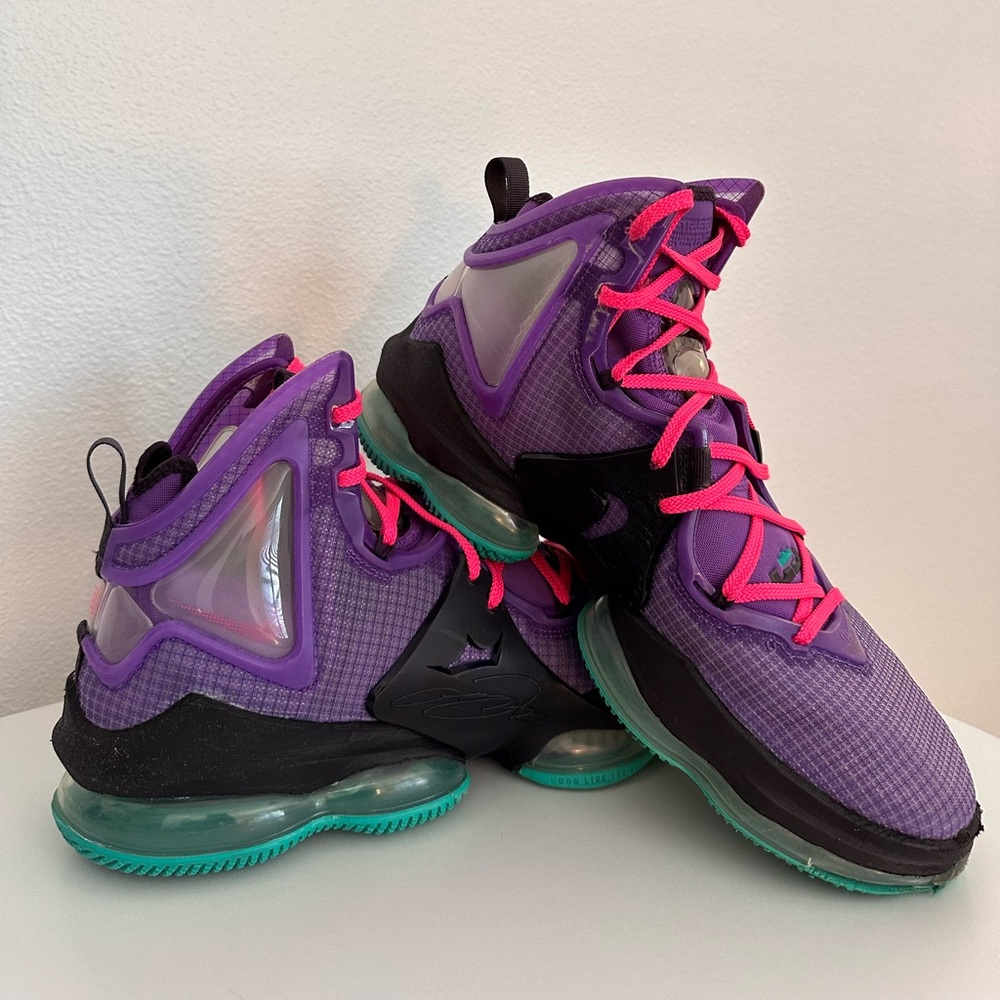Pre-Owned Nike Lebron XIX 19 Purple/Teal/Pink/Black